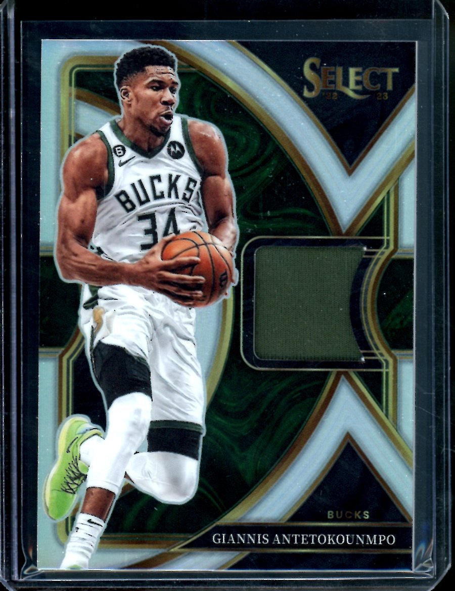 2022/23 Panini Select Giannis Antetokounmpo Patch Bucks