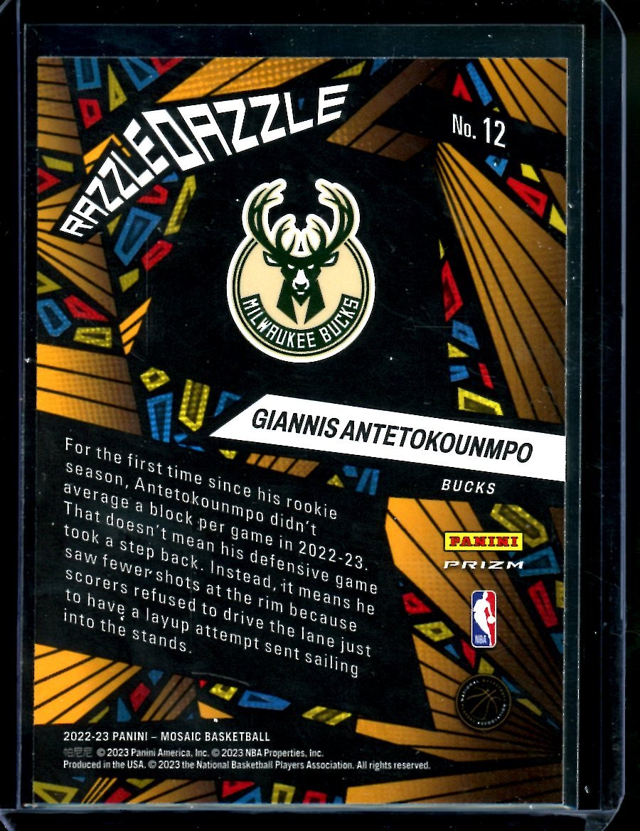 2022-23 Panini Mosaic Giannis Antetokounmpo Razzle Dazzle SSP Bucks