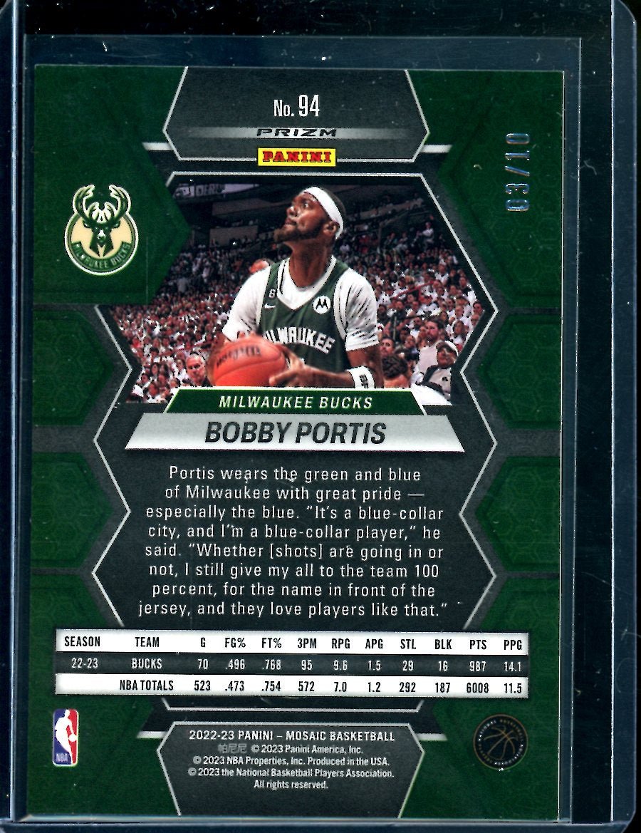 2022-23 Panini Mosaic Bobby Portis Gold Mosaic /10 Bucks