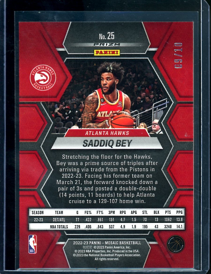 2022-23 Panini Mosaic Saddiq Bey Gold /10 Hawks
