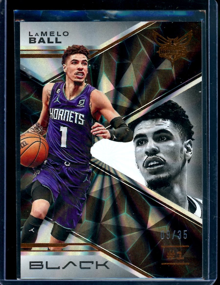 2022-23 Panini Black LaMelo Ball /35 Hornets