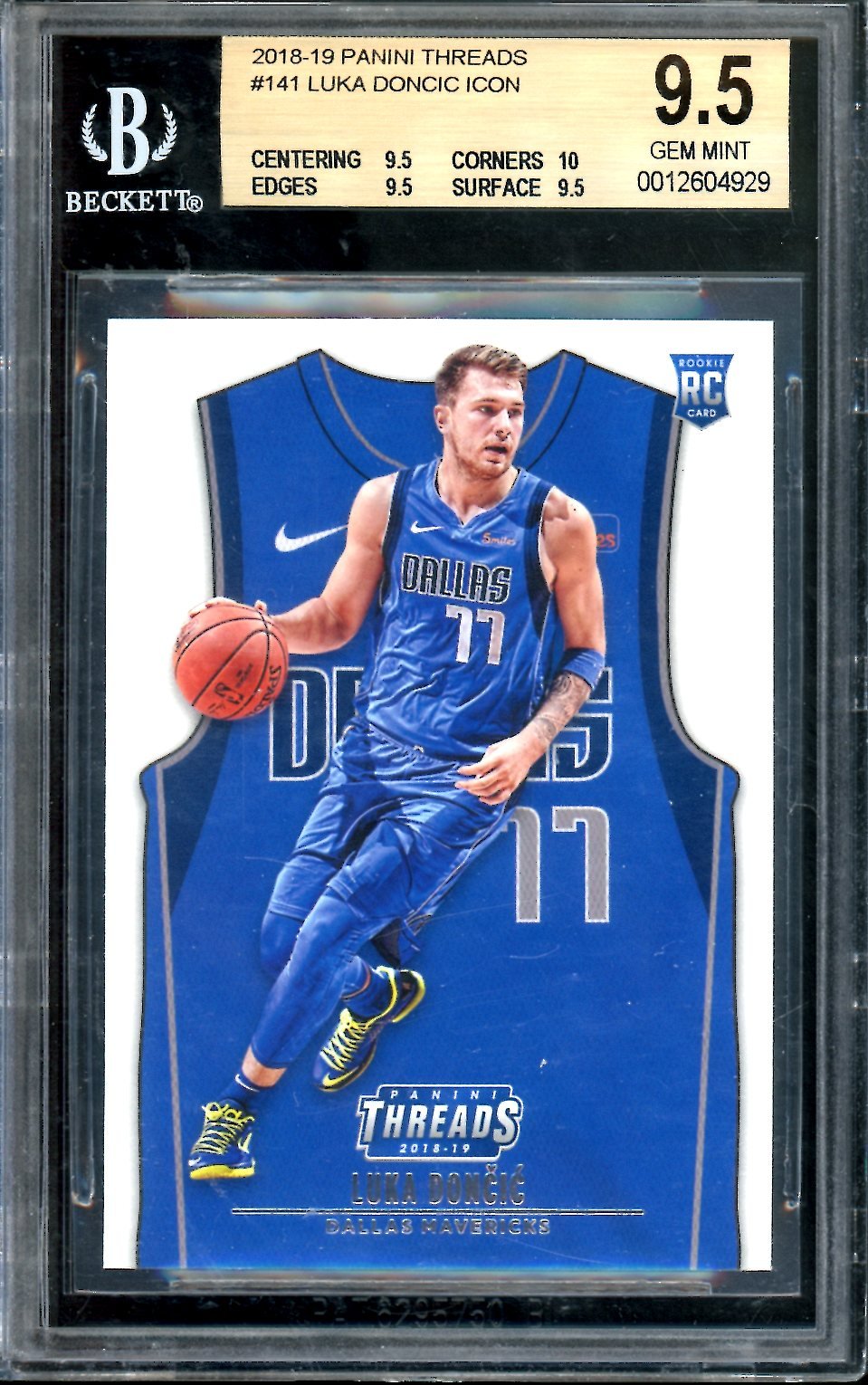 2018-19 Panini Threads Luka Doncic Rookie Threads BGS 9.5 Mavericks