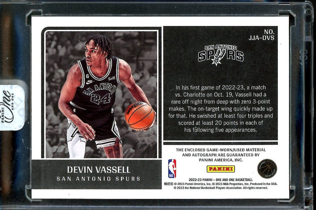 2022/23 Panini One & One Devin Vassell Patch Auto /35 Spurs